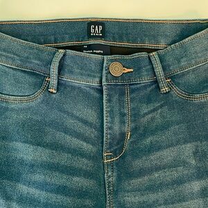 Gap Stretch Jegging